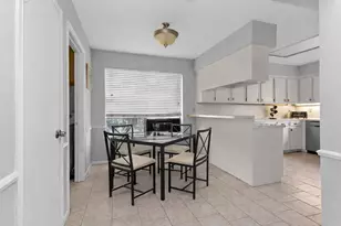 445 Augusta Dr, Huntsville, TX 77340 - Photo 13