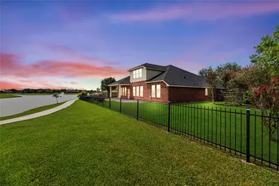 8931 Henrico Lane, Rosenberg, TX 77469 - Photo 33
