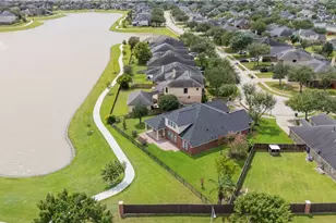 8931 Henrico Ln, Rosenberg, TX 77469 - Photo 39