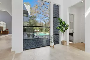 2412 Helena St, Houston, TX 77006 - Photo 5
