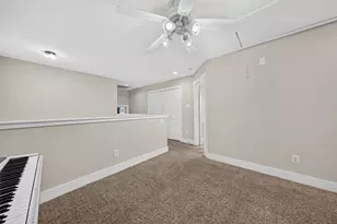 9825 Meredith Elise Ct, Houston, TX 77025 - Photo 37