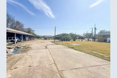 719 E Whitney Street, Houston, TX 77022 - Photo 7