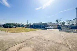 719 E Whitney St, Houston, TX 77022 - Photo 5