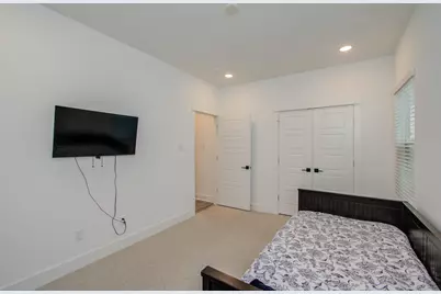 970 Highland Sound Lane, Houston, TX 77091 - Photo 19