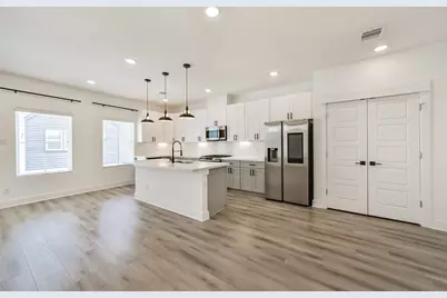 8321 Springwood Canyon Lane, Houston, TX 77055 - Photo 17