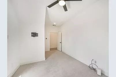 8321 Springwood Canyon Lane, Houston, TX 77055 - Photo 9