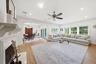 9584 Briar Forest Dr, Houston, TX 77063 - Photo 9