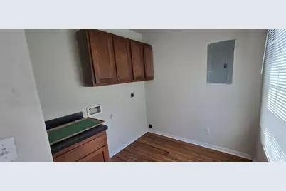 718 E Columbus Drive, Wharton, TX 77488 - Photo 7