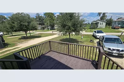 718 E Columbus Drive, Wharton, TX 77488 - Photo 11