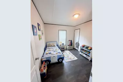 106 N 3rd Street, Highlands, TX 77562 - Photo 9