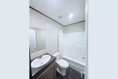 106 N 3rd Street, Highlands, TX 77562 - Photo 11