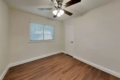 9103 Wallingham Court, Spring, TX 77379 - Photo 11