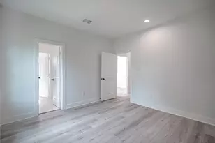 4531 Creekmont Dr, Houston, TX 77091 - Photo 15