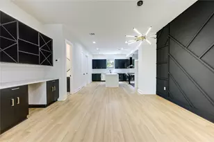 4531 Creekmont Dr, Houston, TX 77091 - Photo 7