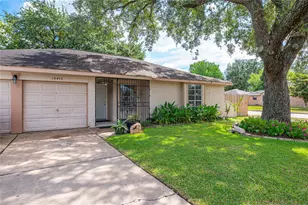 10415 Leawood Blvd, Houston, TX 77099 - Photo 3