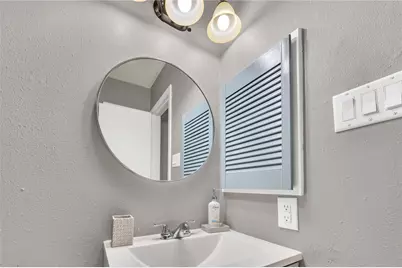 10415 Leawood Boulevard, Houston, TX 77099 - Photo 21