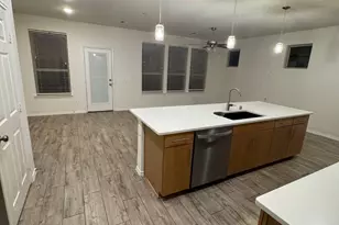 10412 Marston Vineyard Dr, Houston, TX 77025 - Photo 7