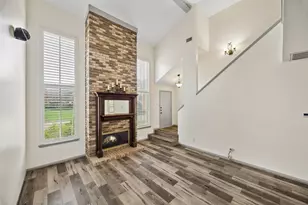 727 Bunker Hill Rd, Houston, TX 77024 - Photo 5