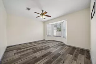 727 Bunker Hill Rd, Houston, TX 77024 - Photo 29