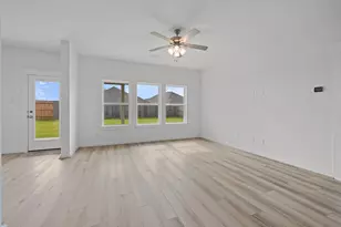 205 Cross Gable Ln, Dayton, TX 77535 - Photo 15