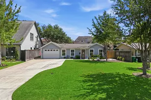 1108 Wakefield Dr, Houston, TX 77018 - Photo 1