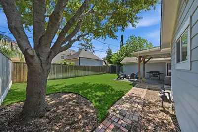 1108 Wakefield Drive, Houston, TX 77018 - Photo 23