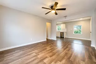 442 Glenburnie Dr, Houston, TX 77022 - Photo 3