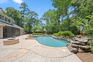 8961 Fallsbrook Ct, Conroe, TX 77302 - Photo 37