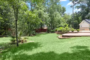 8961 Fallsbrook Ct, Conroe, TX 77302 - Photo 43