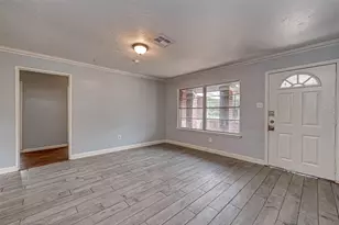 5431 Willow Glen Dr, Houston, TX 77033 - Photo 3