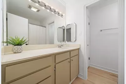 5711 Sugar Hill Drive #86, Houston, TX 77057 - Photo 11