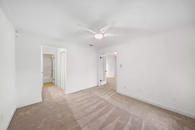 5711 Sugar Hill Drive #86, Houston, TX 77057 - Photo 15