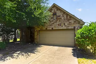 6 S Marshside Pl, Spring, TX 77389 - Photo 1