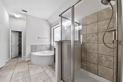 6 S Marshside Place, Spring, TX 77389 - Photo 23