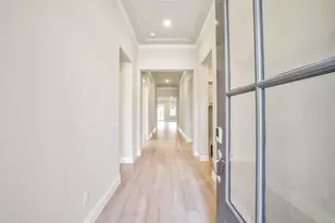 16155 Rustling Woods Rd, Conroe, TX 77302 - Photo 5