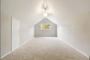 1403 Neptune Ln, Houston, TX 77062 - Photo 13