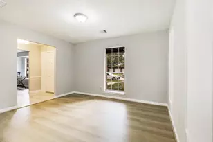1403 Neptune Ln, Houston, TX 77062 - Photo 7