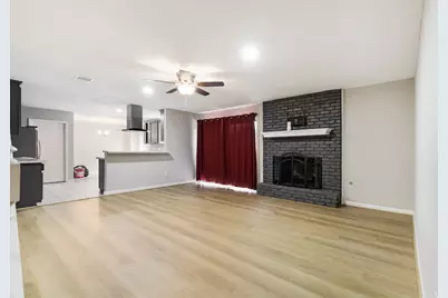 1403 Neptune Lane, Houston, TX 77062 - Photo 3