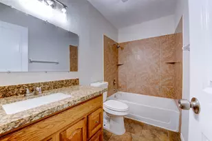 4814 Big Reef Dr, Bacliff, TX 77518 - Photo 15