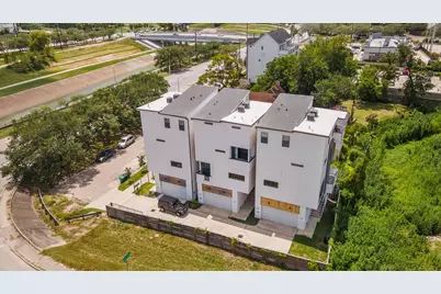 2239 N Macgregor Way, Houston, TX 77004 - Photo 1