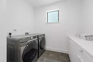 2239 N MacGregor Way, Houston, TX 77004 - Photo 13