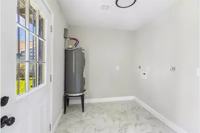 6152 Doulton Drive, Houston, TX 77033 - Photo 17