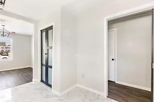 6152 Doulton Dr, Houston, TX 77033 - Photo 21