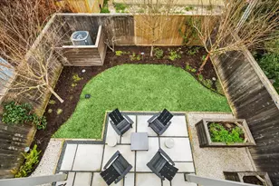 719 E 6th 1/2 St, Houston, TX 77007 - Photo 29