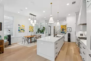 719 E 6th 1/2 St, Houston, TX 77007 - Photo 7