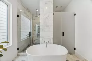 719 E 6th 1/2 St, Houston, TX 77007 - Photo 19