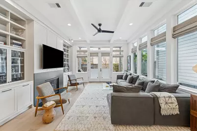 719 E 6th 1/2 Street, Houston, TX 77007 - Photo 9