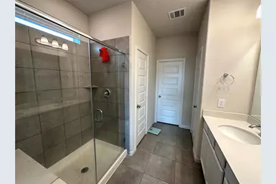 7076 Silverleaf Oak Street, Conroe, TX 77304 - Photo 9