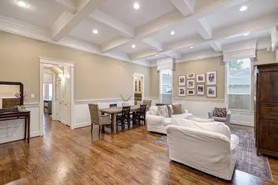 1010 Nicholson Street, Houston, TX 77008 - Photo 5