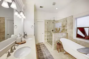 1010 Nicholson St, Houston, TX 77008 - Photo 19